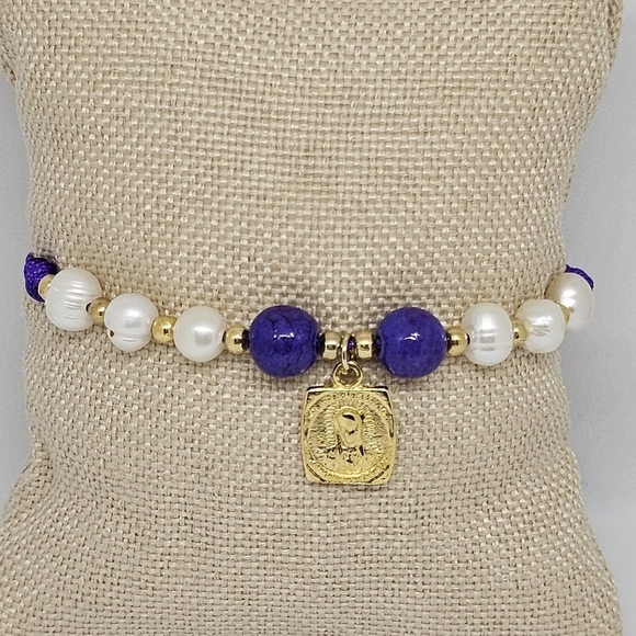 Our Lady Charm Bracelet - Picture 1 of 3
